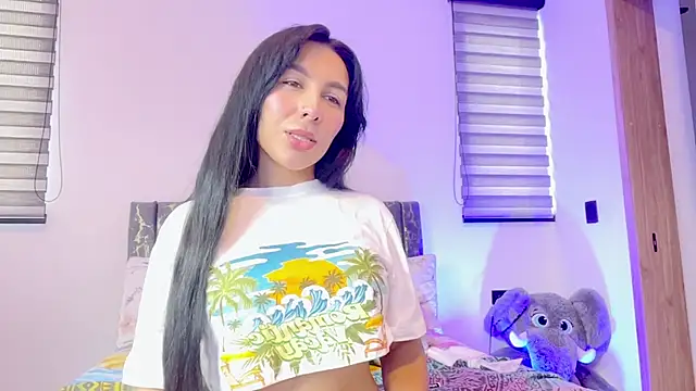 greciadom555 online show from September 2025 01:56:01 PM