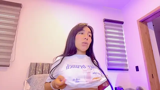 greciadom555 online show from September 2025 03:37:01 PM