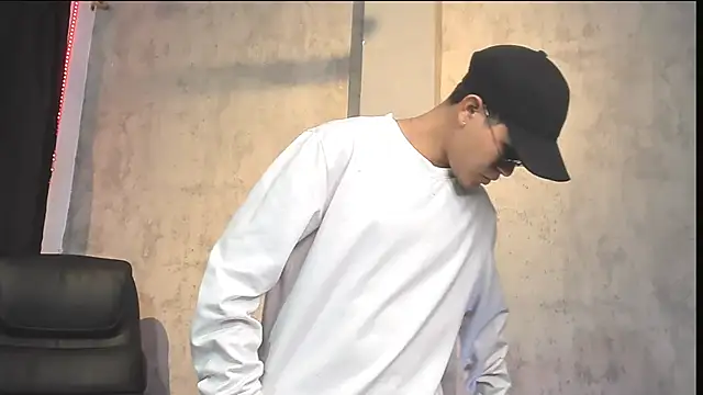 Snapshot of Manuel_FPG chatting on November 2025 04:27:02 AM Manuel FPG online show from November 2025 04:27:02 AM