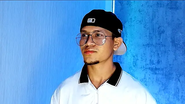 Snapshot of Manuel_FPG chatting on February 2026 01:04:02 AM Manuel FPG online show from February 2026 01:04:02 AM