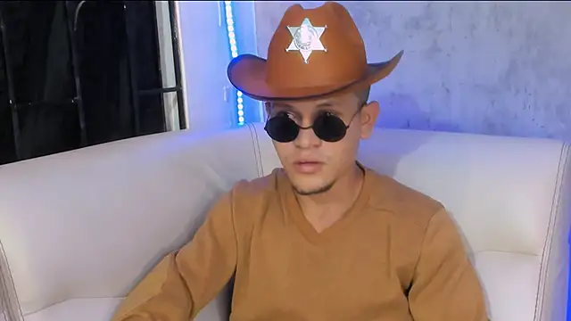 Snapshot of Manuel_FPG chatting on November 2025 01:39:02 AM Manuel FPG online show from November 2025 01:39:02 AM