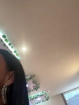 JanexHope online show from December 2025 07:48:01 PM