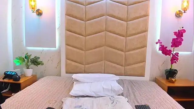 JanexHope online show from November 2025 04:12:02 PM