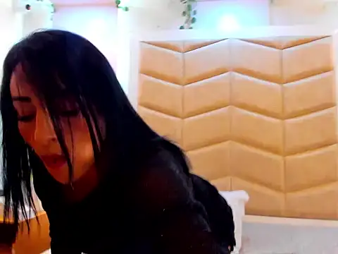 JanexHope online show from November 2025 10:46:02 PM