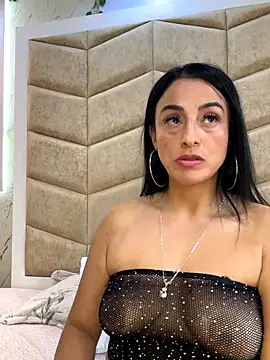 JanexHope online show from November 2025 08:31:02 PM