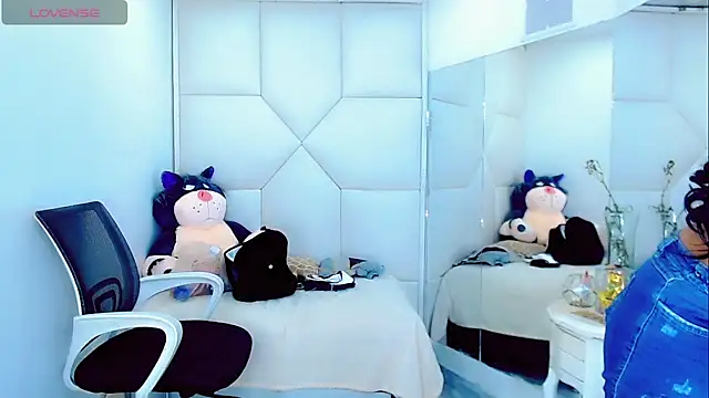 KatyuscaSubmissive online show from November 2025 07:40:02 PM