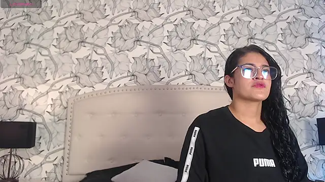 Luna Noire1 online show from April 2026 03:53:01 AM