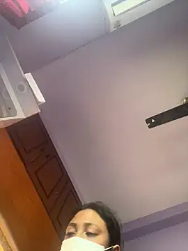 goodvibesonly44445 online show from February 2026 04:43:02 AM