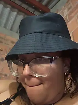 Jessyivonne online show from April 2026 05:11:02 AM