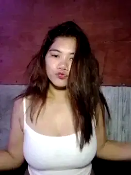 Snapshot of Rosette0516 chatting on November 2025 11:19:01 PM Rosette0516 online show from November 2025 11:19:01 PM