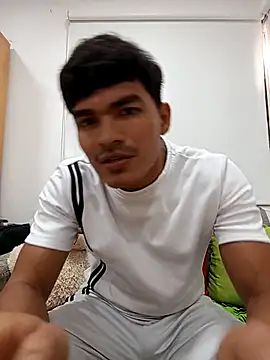 caspinth online show from October 2025 02:17:02 PM