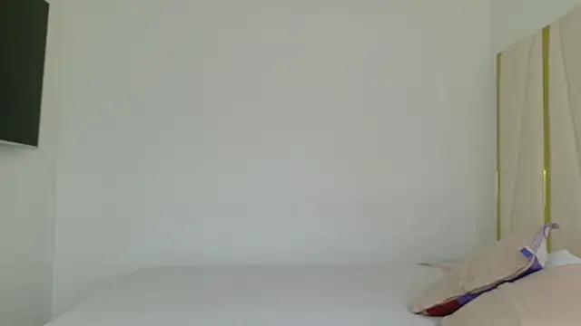 Snapshot of Sarahlove_90 chatting on October 2025 03:33:01 PM Sarahlove 90 online show from October 2025 03:33:01 PM