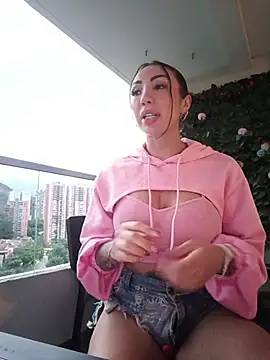 Sarahlove 90 online show from April 2026 11:06:01 PM