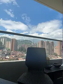 Sarahlove 90 online show from January 2026 04:00:01 PM