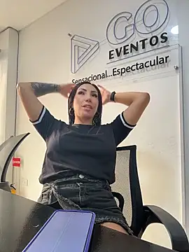 Sarahlove 90 online show from December 2025 07:55:02 PM