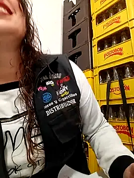 VERONICA  03 online show from October 2025 01:32:01 PM