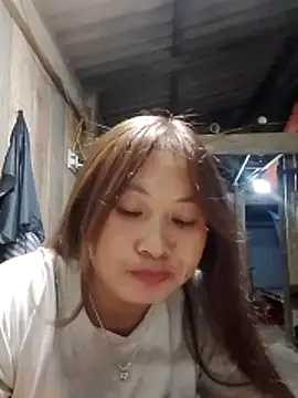 lusy-bae online show from November 2025 01:59:02 PM