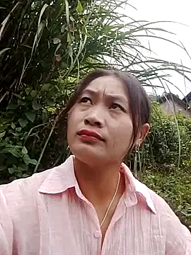 lusy-bae online show from September 2025 01:48:01 AM
