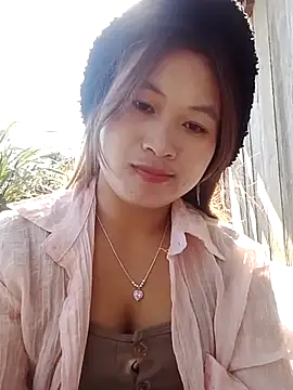 lusy-bae online show from November 2025 02:45:02 AM