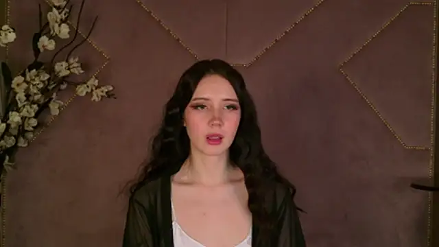 Snapshot of GraceMartinos chatting on December 2025 08:52:01 PM GraceMartinos online show from December 2025 08:52:01 PM