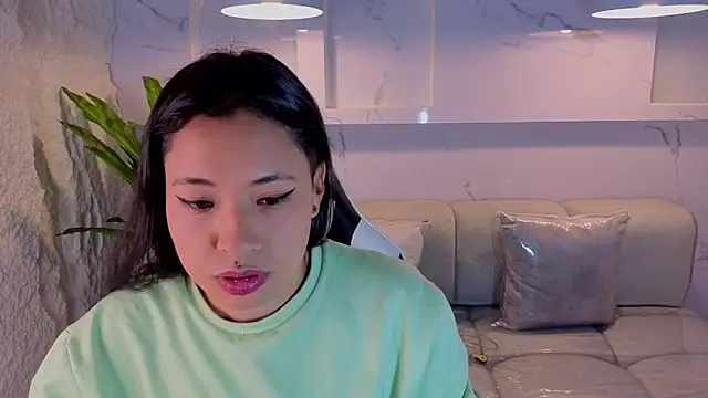 Snapshot of Hollypeyton_Tp chatting on September 2025 07:57:01 PM Hollypeyton Tp online show from September 2025 07:57:01 PM