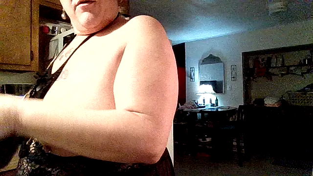 ScrawburryBBW online show from October 2025 02:15:01 AM