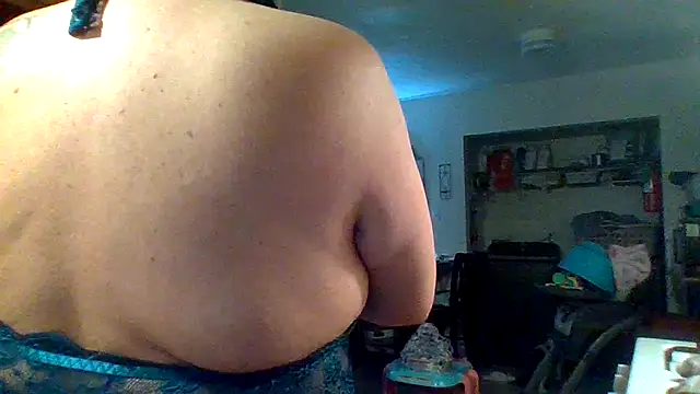 ScrawburryBBW online show from October 2025 08:27:02 AM