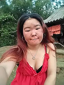 lylylove online show from May 2026 11:18:02 PM
