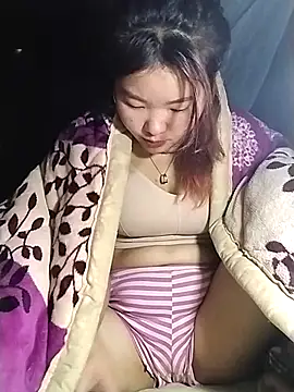 lylylove online show from February 2026 01:48:02 AM