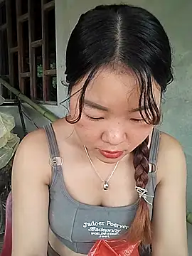 Snapshot of lylylove chatting on June 2026 01:16:01 AM lylylove online show from June 2026 01:16:01 AM