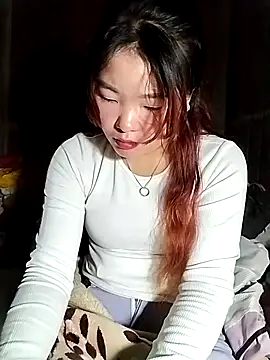 lylylove online show from May 2026 02:10:01 AM