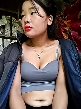 Snapshot of lylylove chatting on September 2025 08:09:02 AM lylylove online show from September 2025 08:09:02 AM