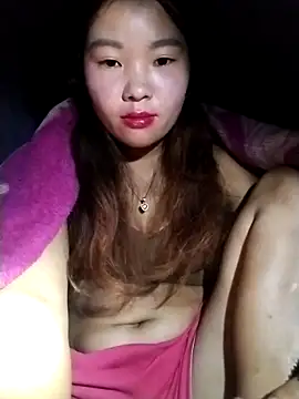 Snapshot of lylylove chatting on October 2025 01:37:02 PM lylylove online show from October 2025 01:37:02 PM