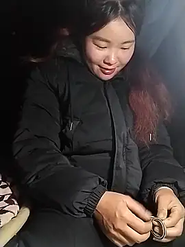 lylylove online show from February 2026 01:15:01 AM