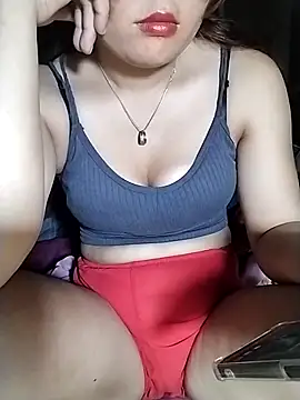 Snapshot of lylylove chatting on June 2026 12:59:02 AM lylylove online show from June 2026 12:59:02 AM