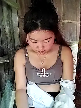 lylylove online show from March 2026 09:10:02 AM