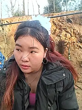 lylylove online show from February 2026 12:32:02 AM