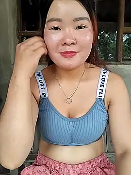 lylylove online show from May 2026 04:12:02 AM