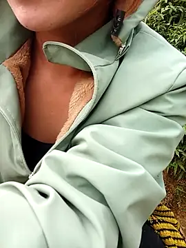 Ngocmi909 online show from March 2026 02:45:02 AM