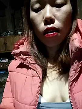 Ngocmi909 online show from November 2025 10:52:02 PM