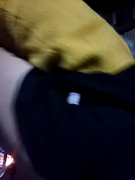 Ngocmi909 online show from November 2025 10:42:01 PM