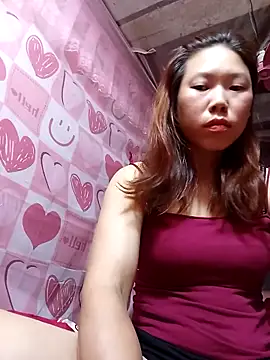 Ngocmi909 online show from April 2026 07:31:01 PM