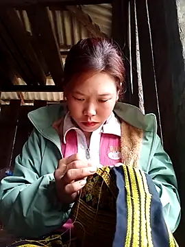 Ngocmi909 online show from March 2026 06:49:01 AM