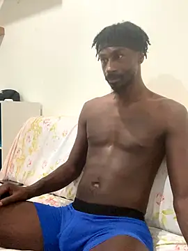 Snapshot of JuicyBlackD83 chatting on November 2025 06:07:02 AM JuicyBlackD83 online show from November 2025 06:07:02 AM