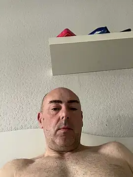 Richmcgee online show from March 2026 08:38:01 AM