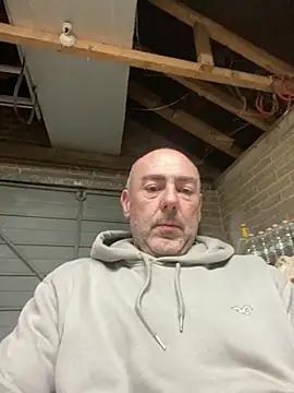 Richmcgee online show from February 2026 08:19:02 PM