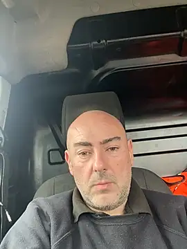 Richmcgee online show from March 2026 08:25:01 AM