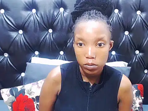 Snapshot of AppleAss02 chatting on January 2026 07:17:01 PM AppleAss02 online show from January 2026 07:17:01 PM