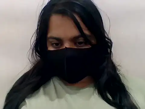 Snapshot of Vaani_Singha chatting on April 2026 05:36:01 AM Vaani Singha online show from April 2026 05:36:01 AM