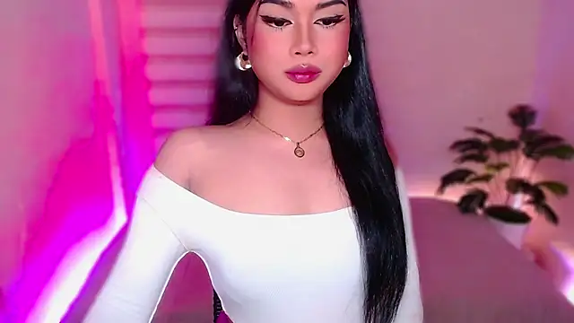 MissRumi Hunter online show from May 2026 09:00:01 PM